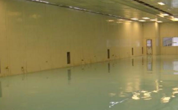 玛多自流平环氧地坪中涂